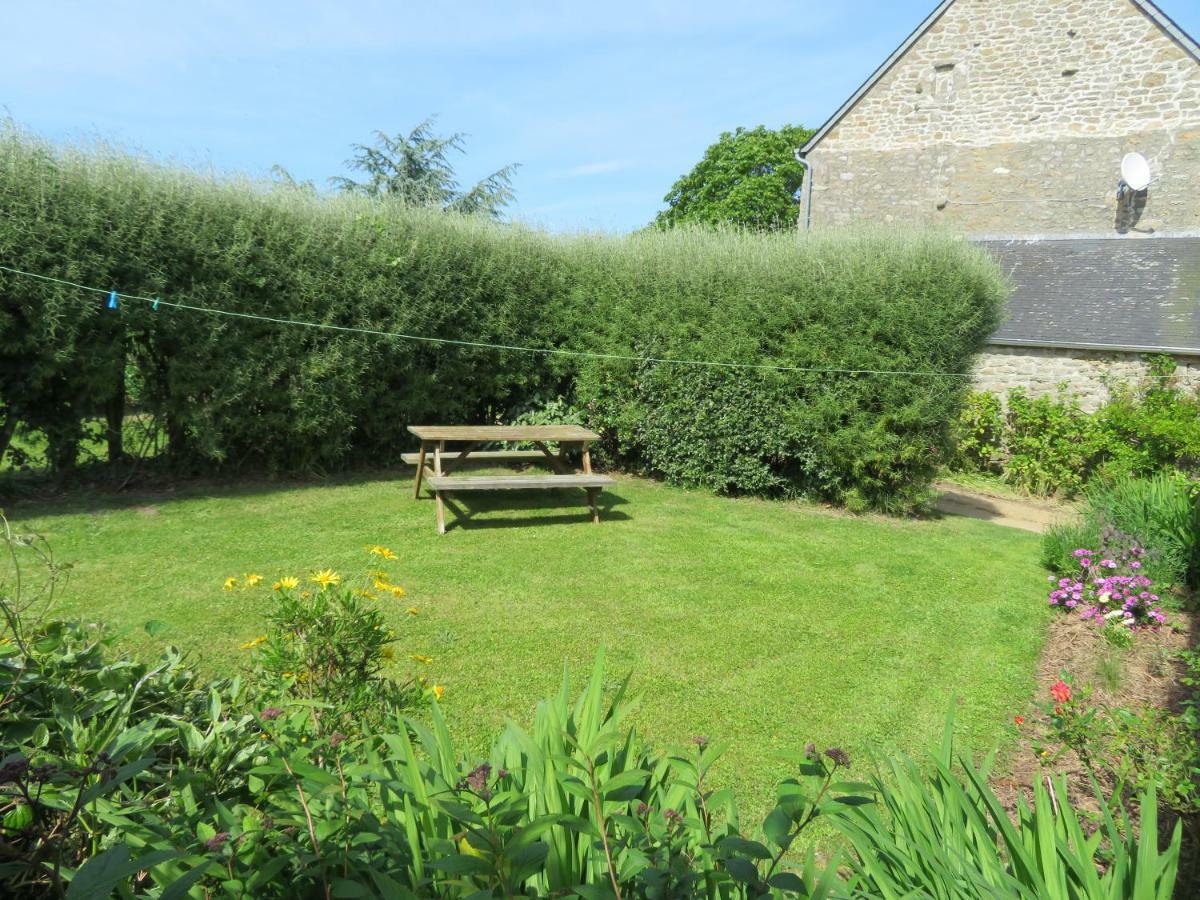 Manoir De Herclat Neville-sur-Mer Exterior photo